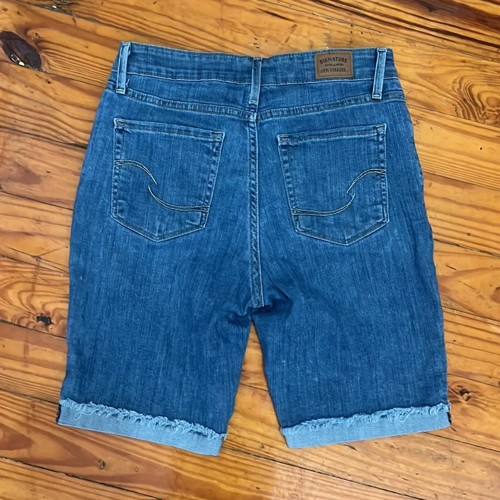 Signature Levi Strauss Bermuda Shorts - Picture 4 of 7